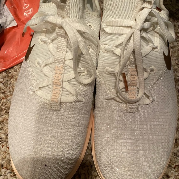 Nike free - Picture 2 of 3